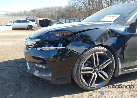 2016 Honda Accord Sport z USA, uszkodzony, nr VIN 1HGCR2F56GA209475